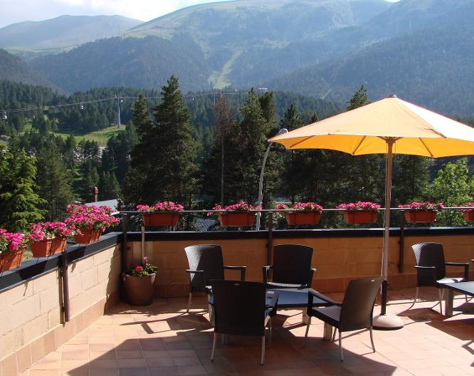 Apartamentos Solineu - Außenansicht