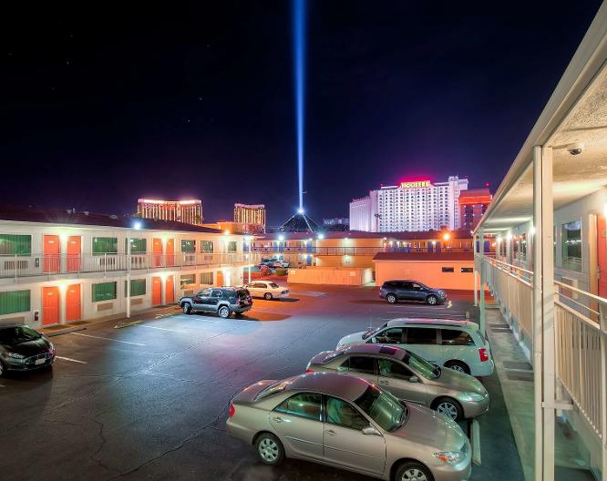 Studio 6 Suites Las Vegas, NV - Tropicana - Außenansicht