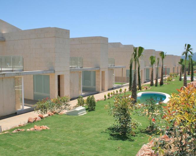 L'Escala Resort - Außenansicht