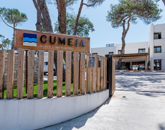 Cumeja Beach Club & Hotel - Außenansicht
