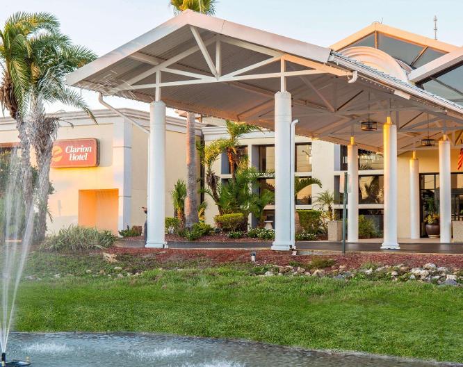 Clarion Hotel Orlando International Airport - Außenansicht