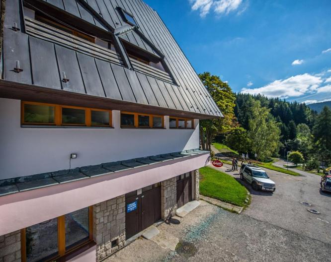Parkhotel Harrachov - Außenansicht