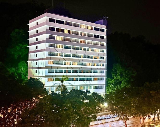 Shangri-La - Außenansicht