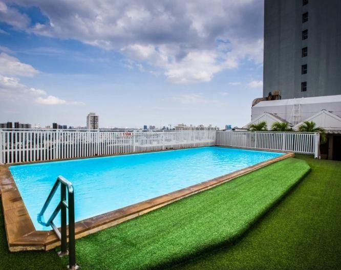 Graph Hotel Bangkok - Pool