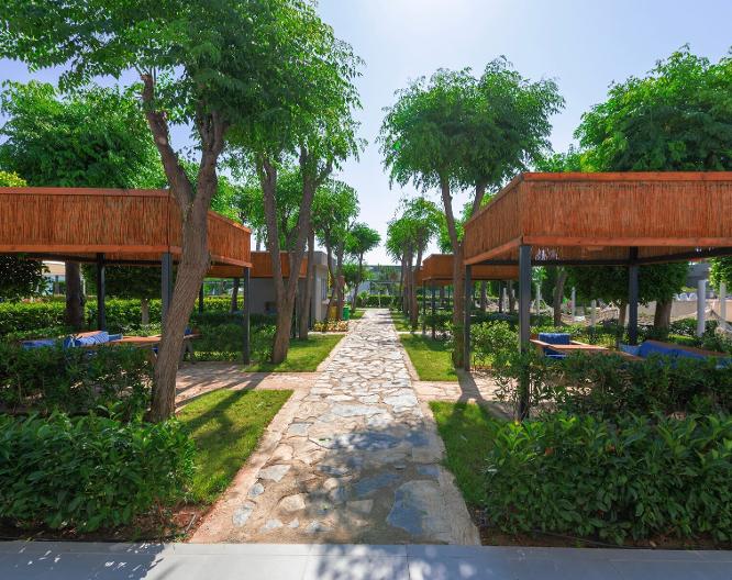 Crystal Centro Resort - Außenansicht