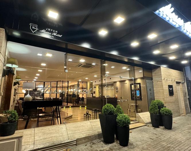 Alvear - Ausstattung