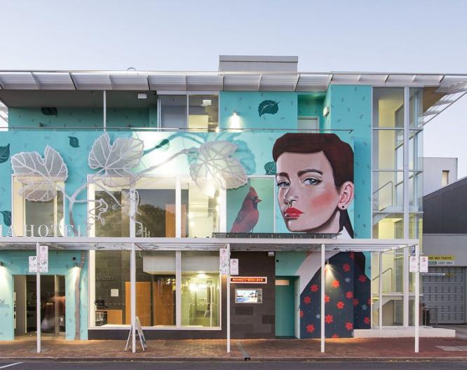 Majestic Minima Hotel - Außenansicht