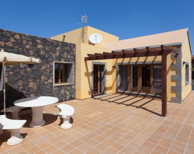 Villas & Apartamentos TAO Mazo - Außenansicht