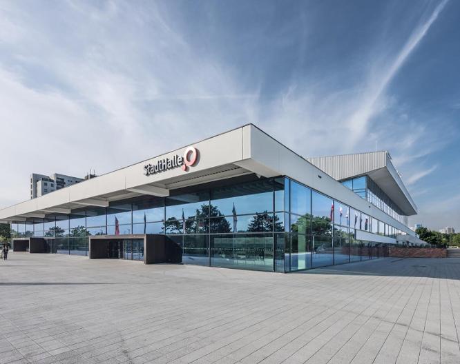 Das Hotel an der Stadthalle - Rostock Hauptbahnhof - Außenansicht