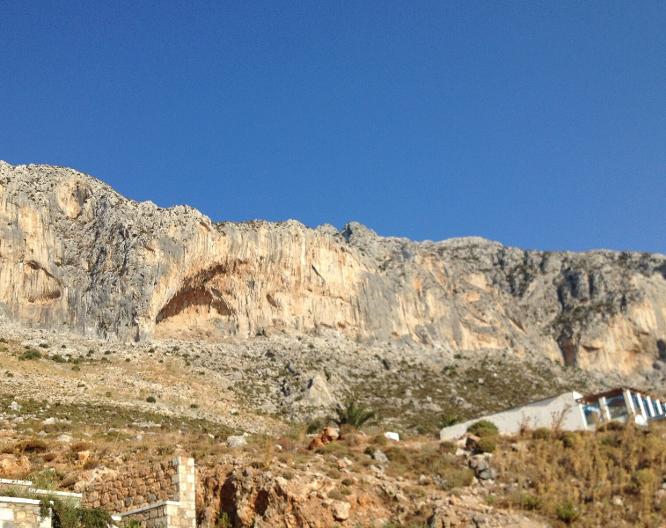 Panorama Studios & Apartments Myrties - Landschaft