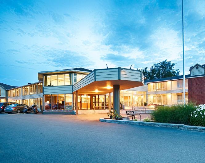 Charlottetown Inn & Conference Centre - Außenansicht