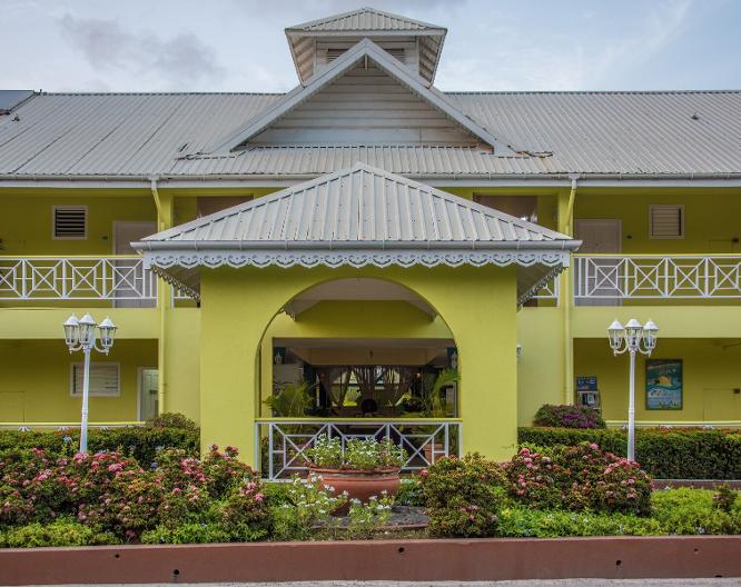 Bay Gardens Hotel - Vue extérieure