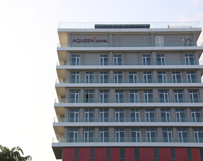 Aqueen Hotel Paya Lebar - Außenansicht
