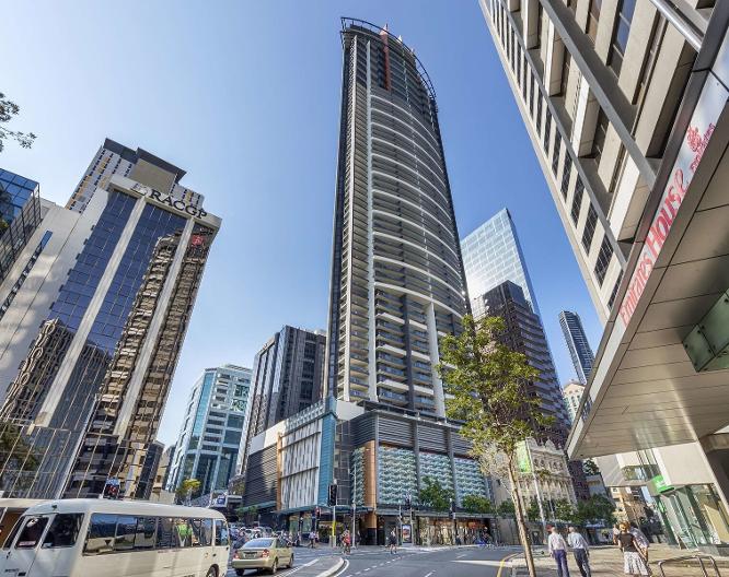 Oaks Brisbane Aurora Suites - Außenansicht