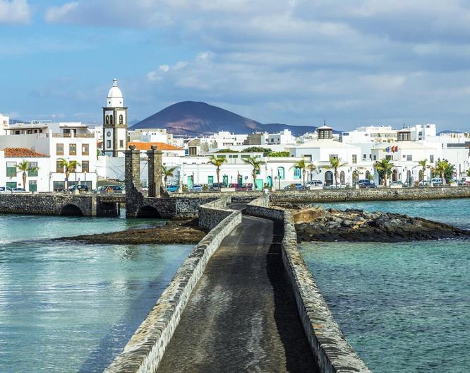 Hostal San Gines - Außenansicht