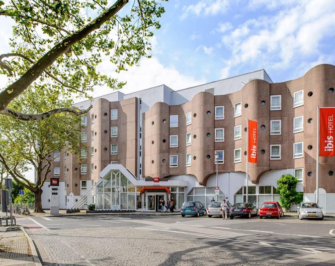 Ibis Heidelberg - Außenansicht