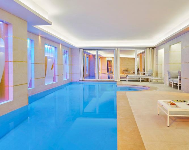 Le Burgundy Paris - Pool