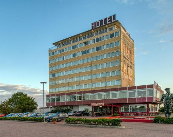 Hotel Dania - Außenansicht