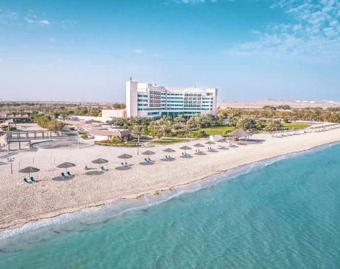 Danat Jebel Dhanna Resort - Außenansicht