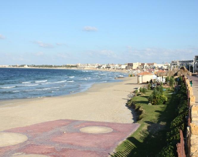 Maamura Palace - Strand