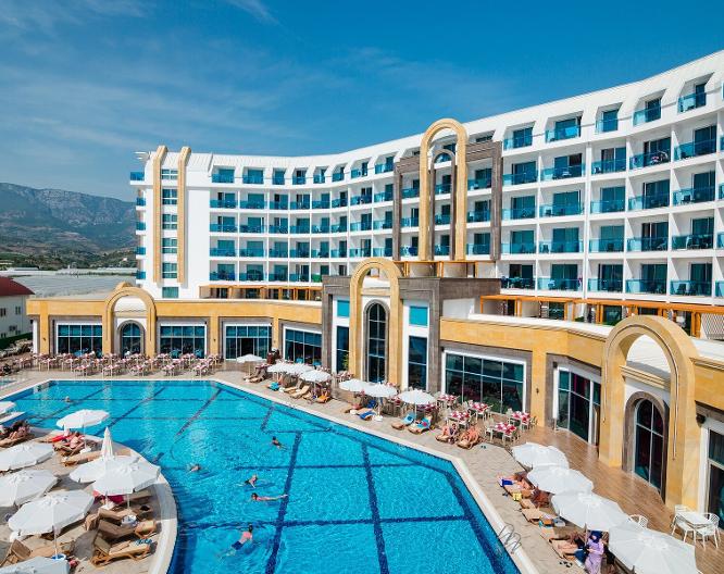 The Lumos Deluxe Resort Hotel and Spa - Außenansicht
