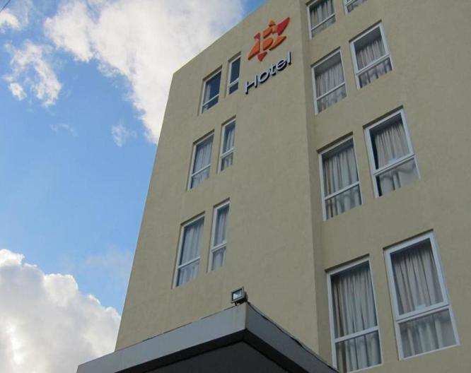 B Hotel - Außenansicht