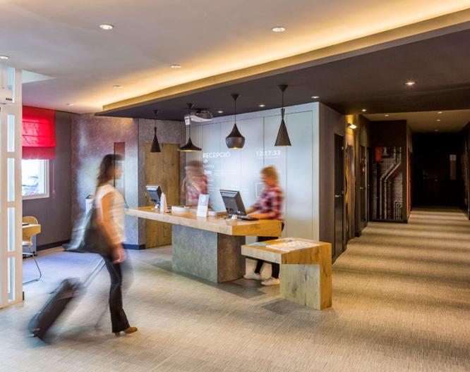Ibis Barcelona Castelldefels - Außenansicht