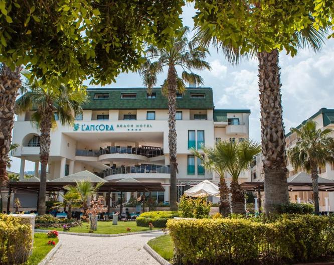 L’ancora Beach Hotel - Außenansicht