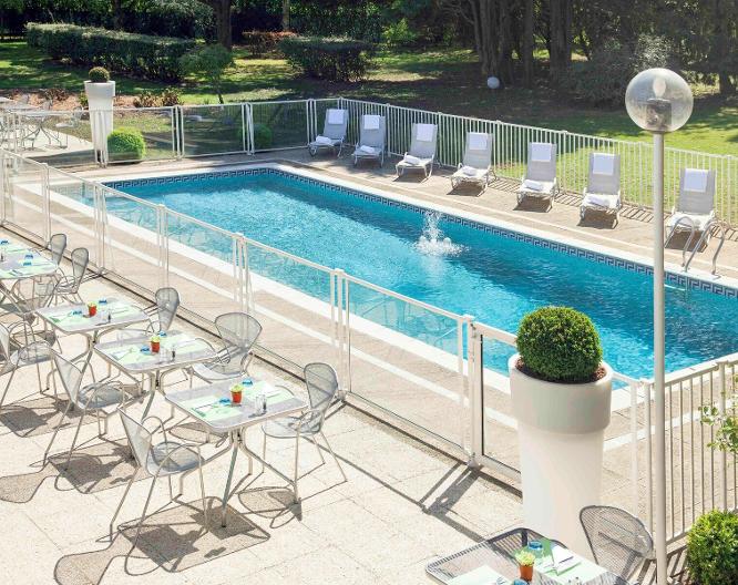 Novotel Poissy Orgeval - Außenansicht