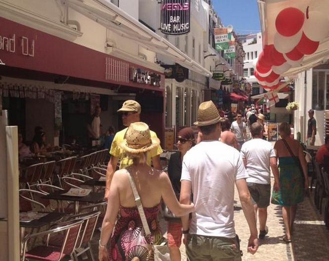 Cheerfulway Minichoro Apartamentos - Außenansicht