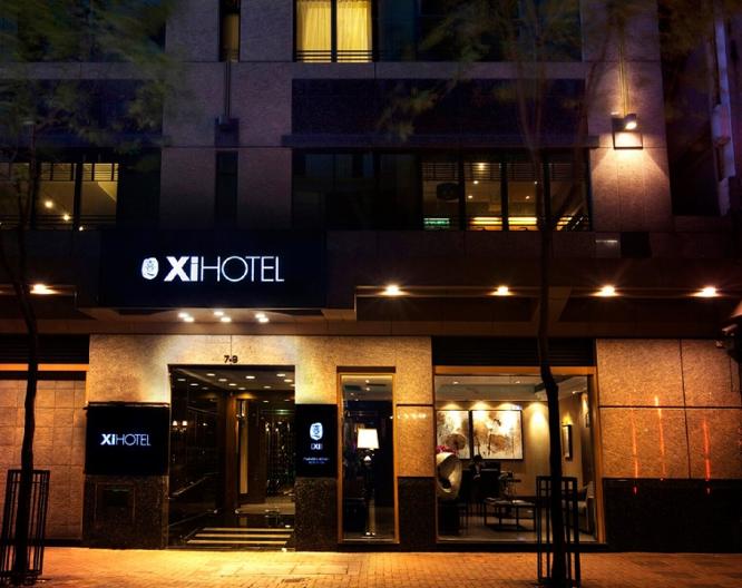 Xi Hotel - Außenansicht