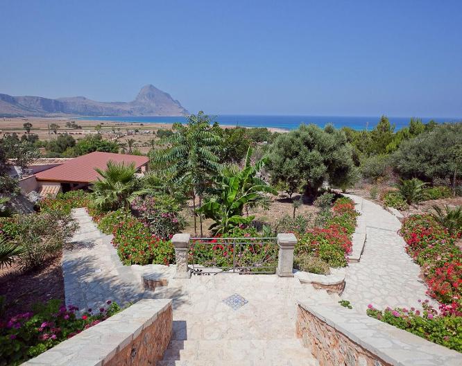 Cala dell'Arena - Außenansicht