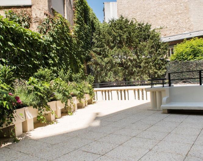 Suites & Hotel Helzear Etoile - Landschaft
