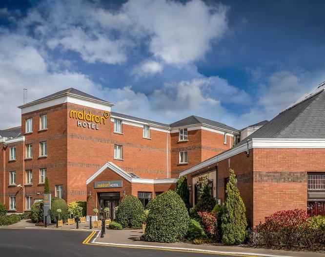 Maldron Hotel Newlands Cross - Außenansicht