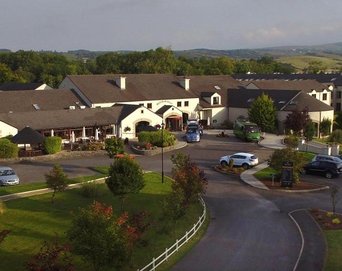 Mill Park Hotel - Außenansicht