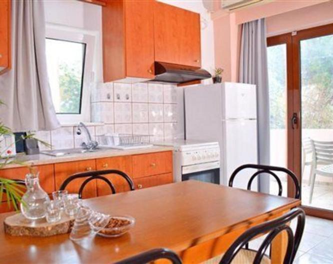 Melina's House - Essen und Trinken