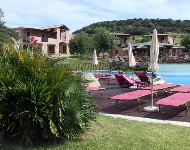 Residence S'Incantu Villasimius - Außenansicht
