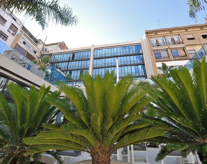 Hotel Indigo Barcelona - Plaza Catalunya - Außenansicht