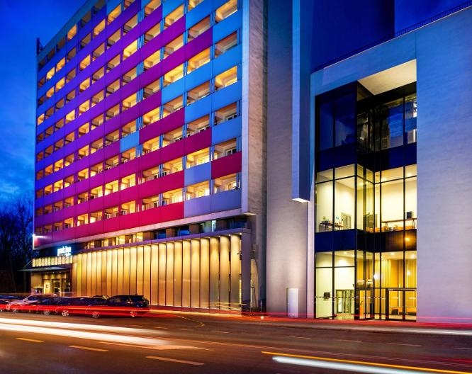 Hotel Metropol Katowice - Außenansicht