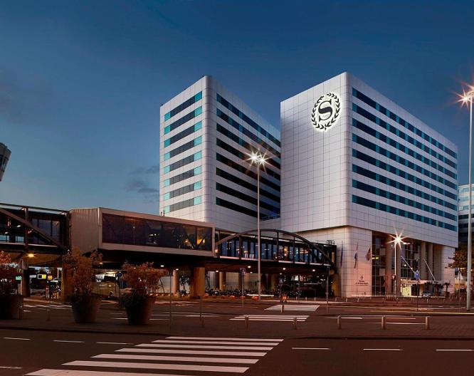 Sheraton Amsterdam Airport Hotel & Conference Center - Außenansicht