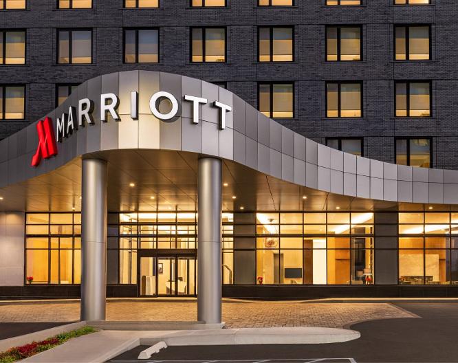 Marriott New York JFK Airport - Außenansicht