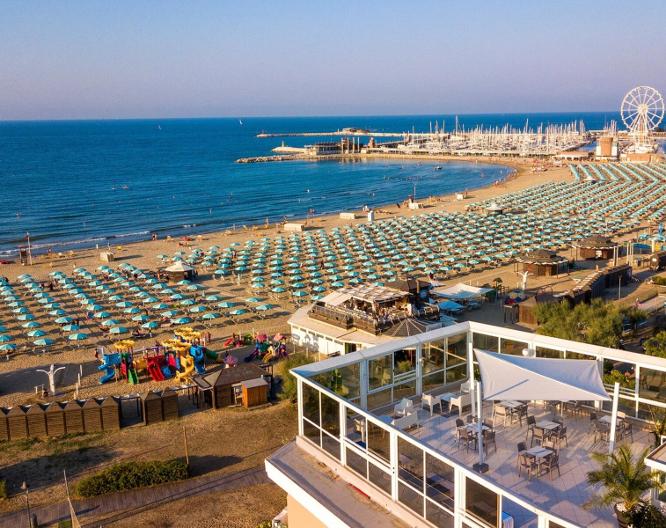 Hotel Baia Imperiale - Außenansicht