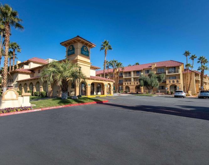 La Quinta Inn & Suites by Wyndham Las Vegas Airport N Conv. - Außenansicht