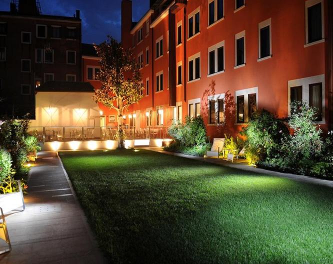 Carnival Palace - Vue extérieure