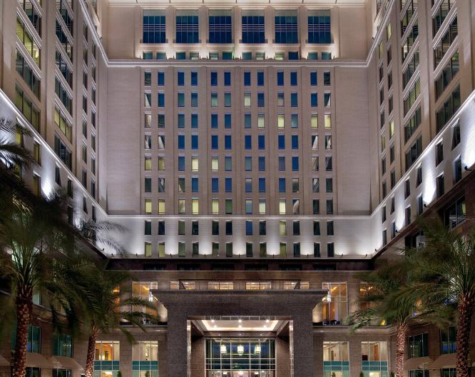 The Ritz-Carlton Dubai International Financial Centre - Außenansicht
