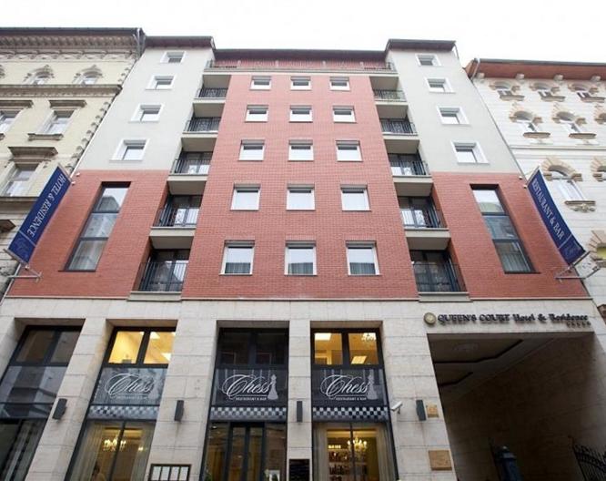 Queens Court Hotel and Residence - Vue extérieure