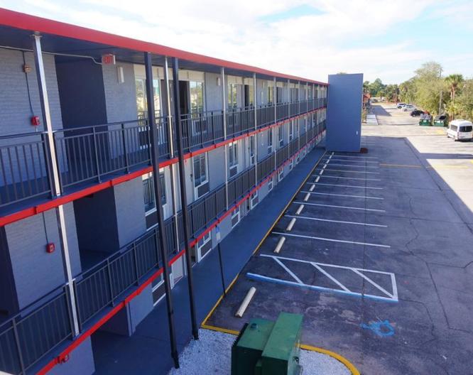 Travelodge by Wyndham Orlando / Heart of International Drive - Vue extérieure