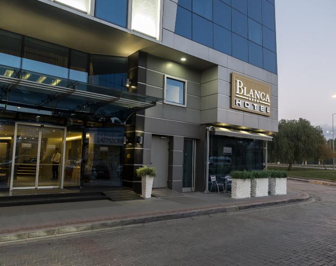 Blanca Hotel - Außenansicht