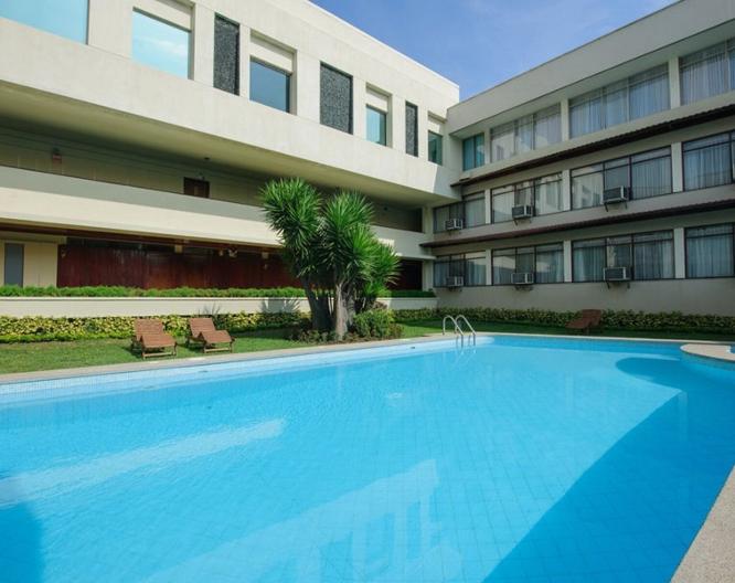 Auténtico Hotel - Außenansicht