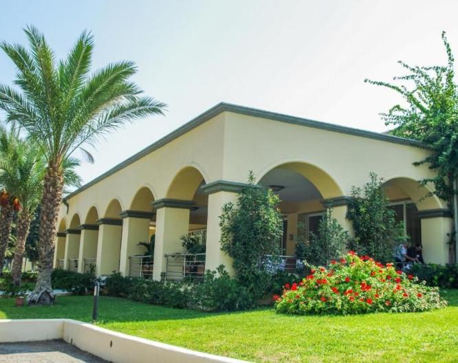 Kipriotis Maris Suites - Vue extérieure